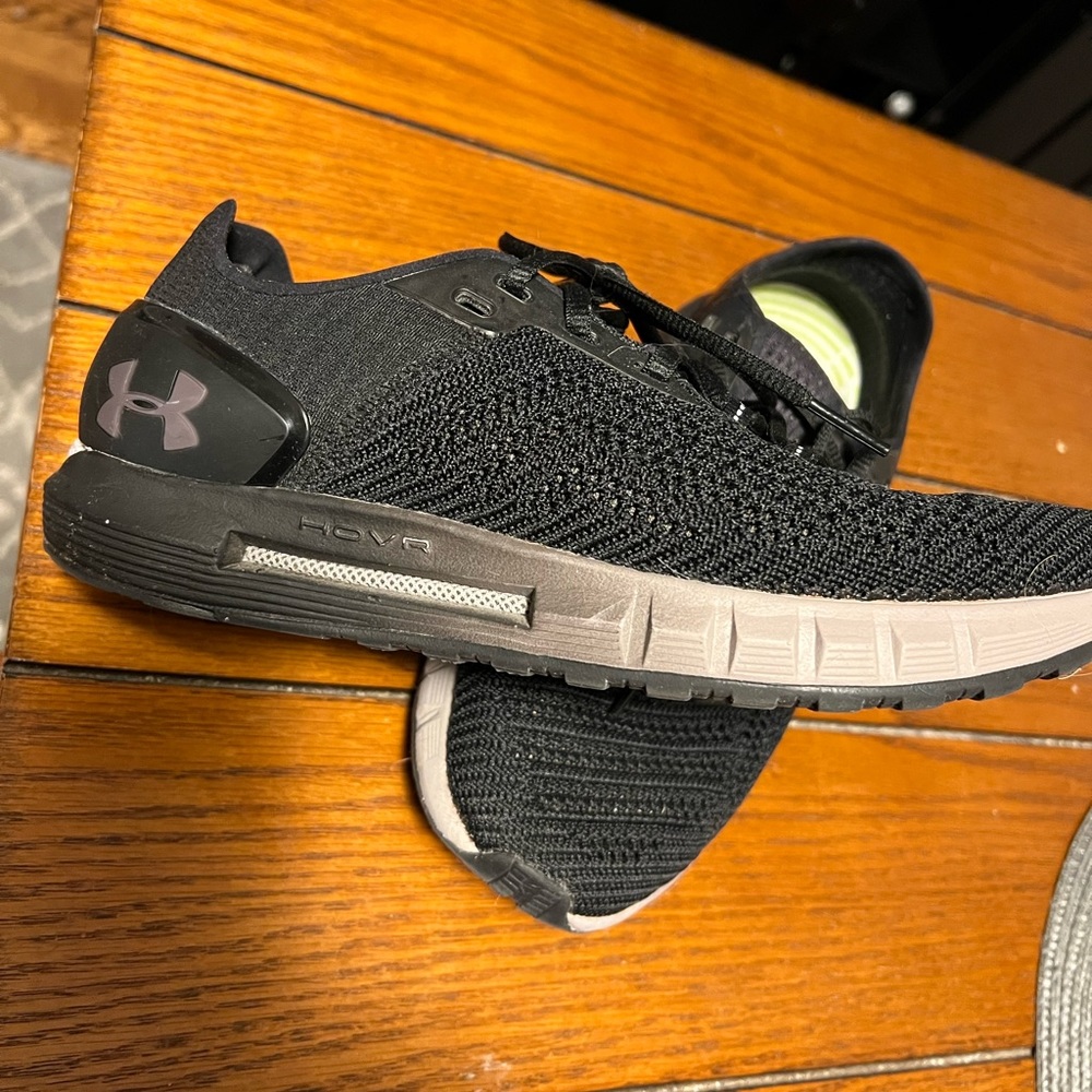 Under Armour Hovr shoes 8.5 womens